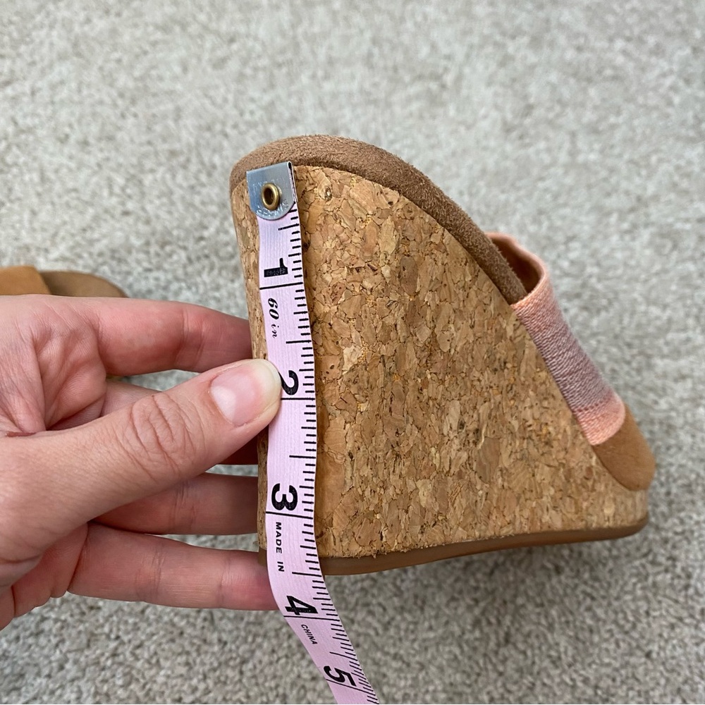 TOMS Cork Wedge Sandals 8 - Picture 9 of 9